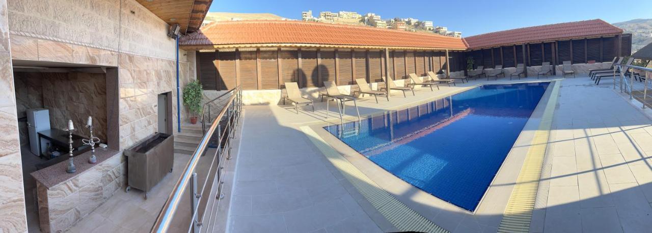 7 Wonders Hotel Вади Муса Екстериор снимка